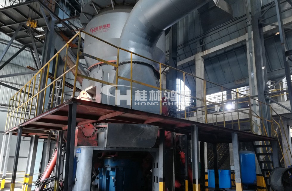 HC1700擺式磨新型活性石灰粉200目數(shù)的機(jī)械設(shè)備 HC1700擺式磨新型活性石灰粉200目數(shù)的機(jī)械設(shè)備