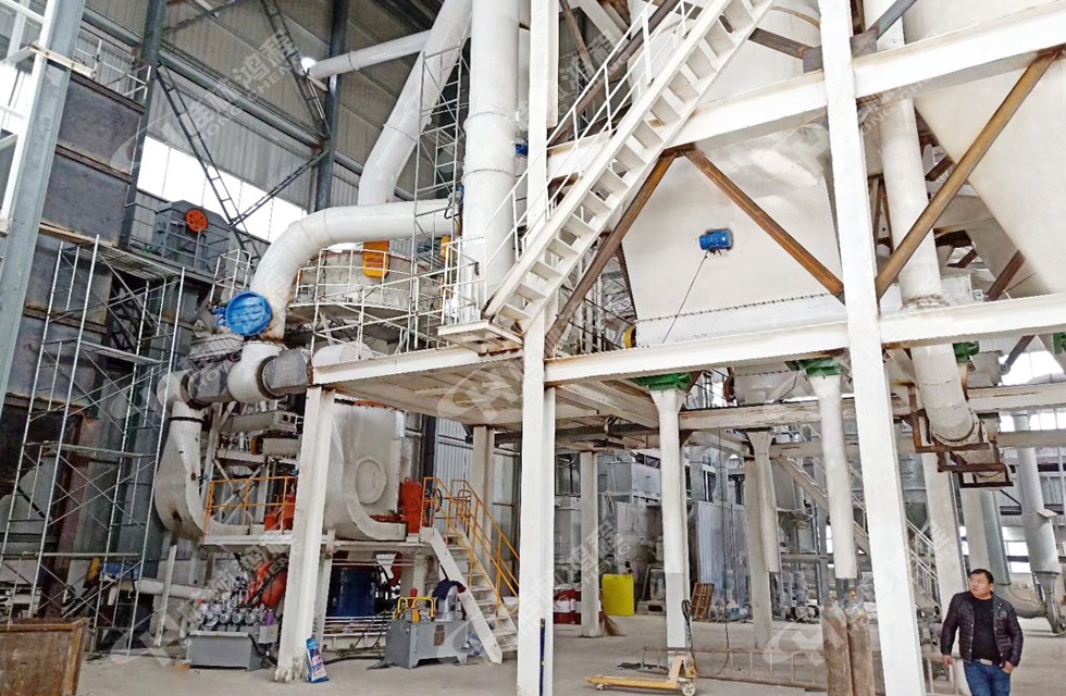 桂林鴻程石油焦粉立磨客戶現(xiàn)場(chǎng) 桂林鴻程石油焦粉立磨客戶現(xiàn)場(chǎng)